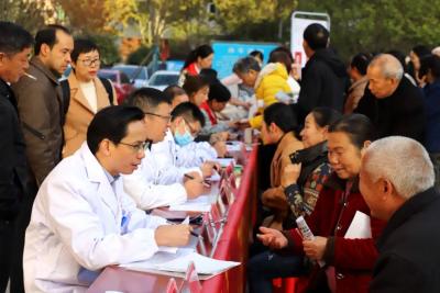 我院开展2023年“1120心梗救治日”社区健康宣教暨义诊活动