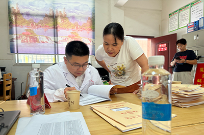 我院健康管理中心赴实验小学开展体检报告解读活动