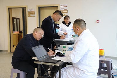 热血践初心 医者显担当——我院开展2026年度无偿献血活动